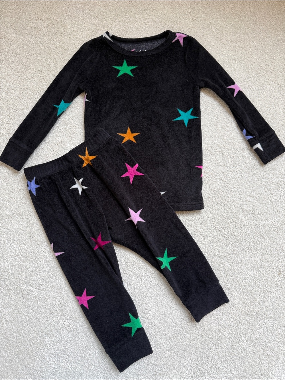 Cat & Jack Black Multicolor Star Print Pajama Set